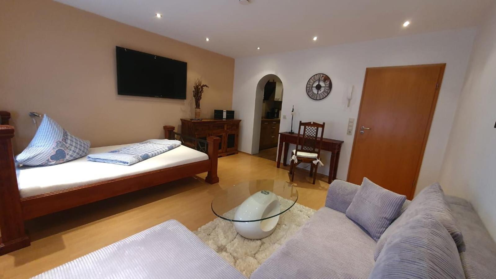 Pension Appartementhaus Central Nordhausen Esterno foto